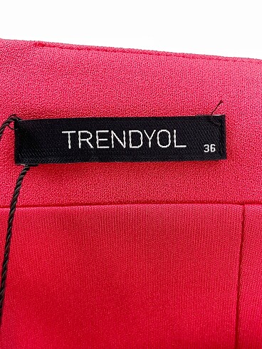 36 Beden çeşitli Renk Trendyol & Milla Uzun Elbise %70 İndirimli.