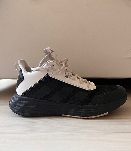 Adidas Owmthegame 2.0