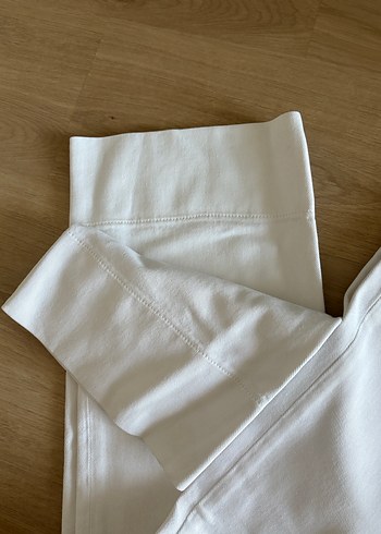 Nakışlı Beyaz Mini Kadın Kot Pantolon - Görsel 6