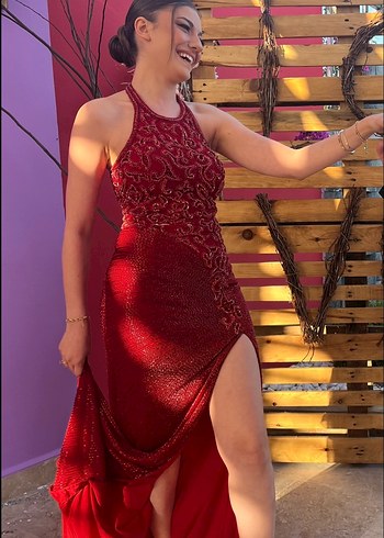 Kırmızı Halter Yaka Uzun Abiye Elbise - Görsel 2