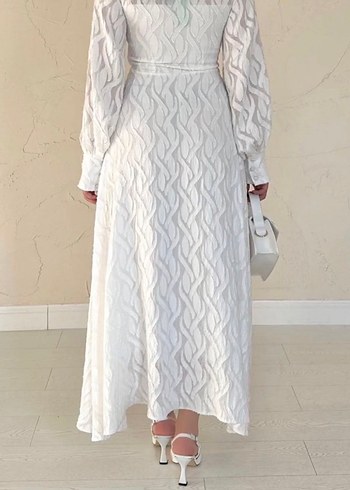 Nakışlı Beyaz Uzun Tesettür Nişan Elbisesi - Görsel 4