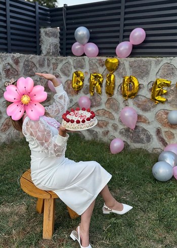 Dantel Detaylı Uzun Beyaz Kadın Elbise - Görsel 5