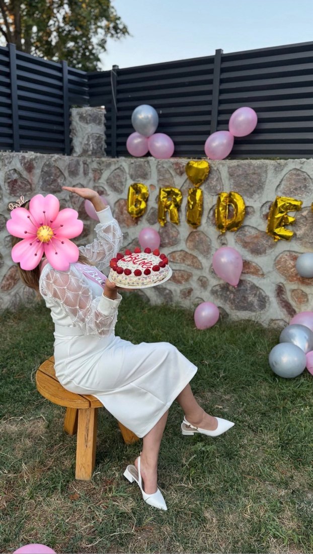 Dantel Detaylı Uzun Beyaz Kadın Elbise - Görsel 5