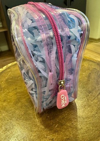 Kiko Milano Şeffaf Makyaj Çantası - Görsel 3