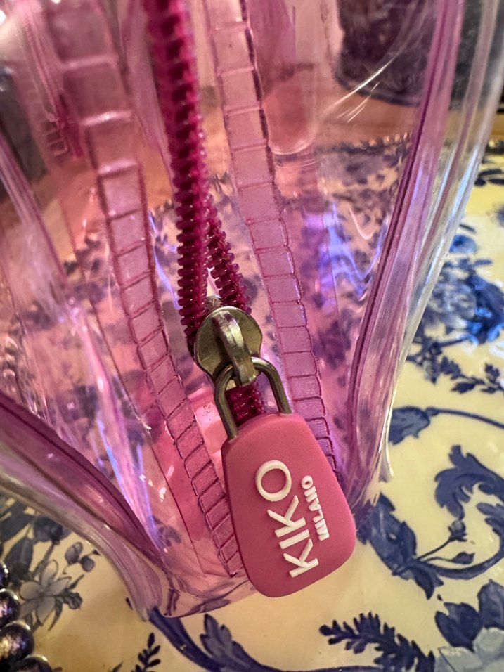 Kiko Milano Şeffaf Makyaj Çantası - Görsel 5