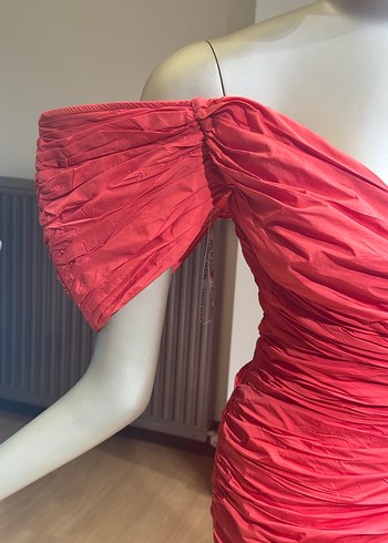 Kırmızı Drapeli Straplez Mini Abiye Elbise - Görsel 2