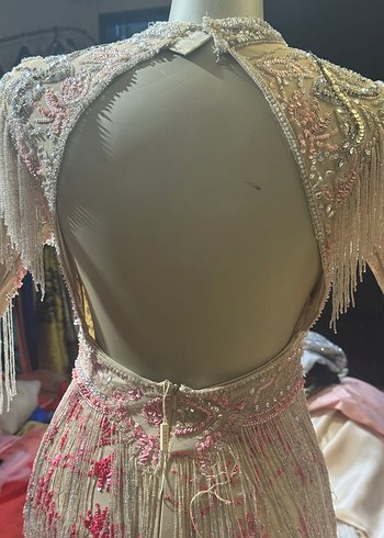 Püsküllü İşlemeli Uzun Kollu Abiye Elbise - Görsel 5