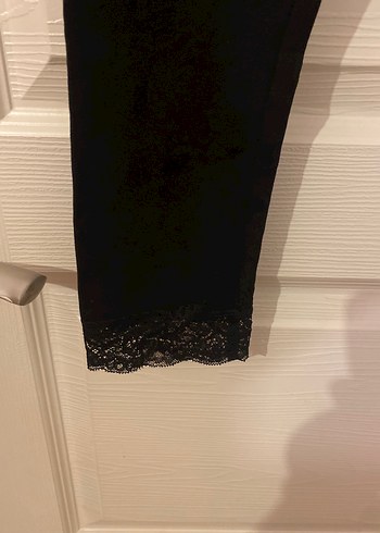 H&M Siyah Dantel Detaylı Midi Tayt