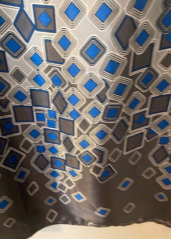 Mavi Desenli Uzun Kollu Midi Elbise - Görsel 4