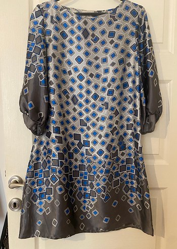 Mavi Desenli Uzun Kollu Midi Elbise - Görsel 2