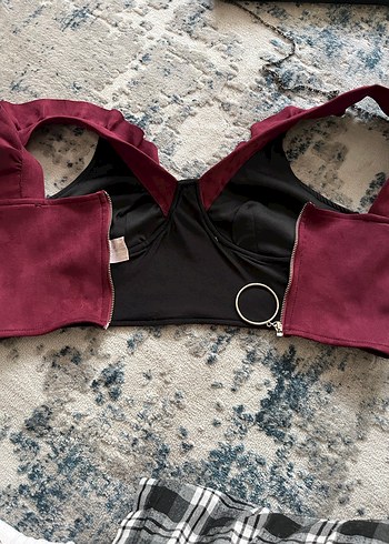 Bordo Süet Fırfırlı V Yaka Mini Büstiyer Kadife - Görsel 3