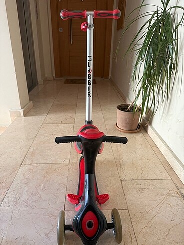 Beden kırmızı Renk Globber 3 in 1 Kırmızı Scooter