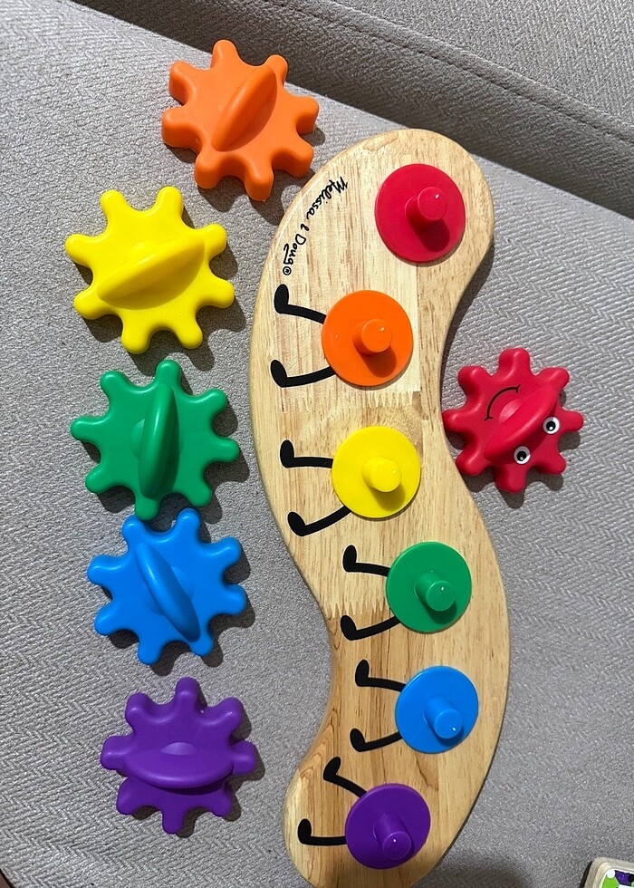 Melissa Doug Tırtıl Dişli çevirme oyunu - Görsel 2