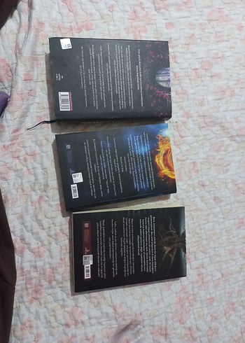  Gece'nin Hikayesi Roman Serisi