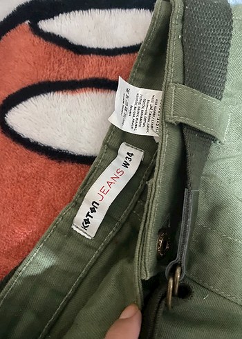 Koton Haki Kamuflaj Kemerli Şort