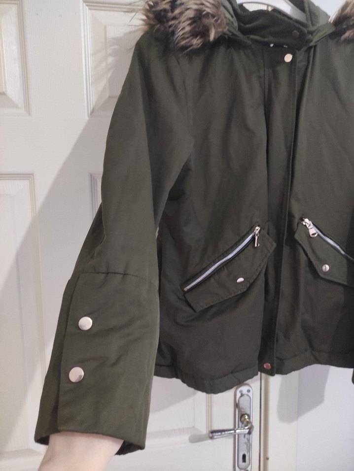 Peluş Astarlı Yeşil Kadın Mont - Görsel 2