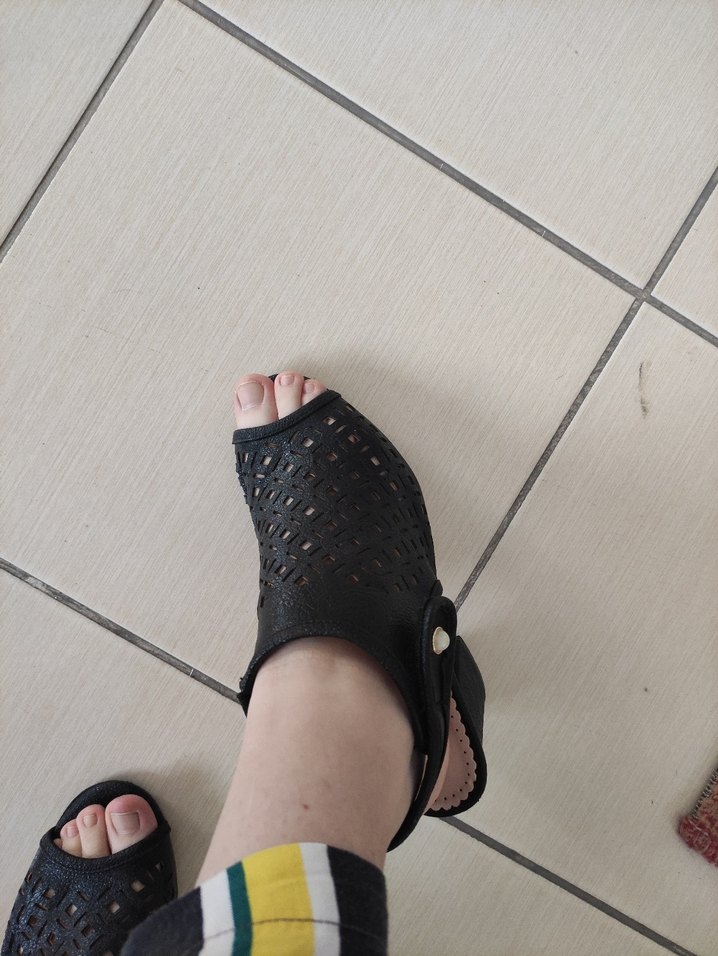 Tokalı Siyah Kadın Blok Topuklu Sandalet - Görsel 5