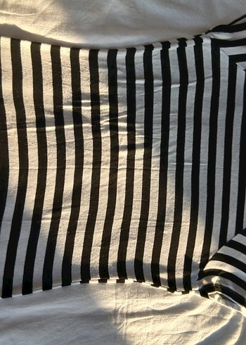 Collezione Siyah-Beyaz Çizgili Kolsuz Bluz - Görsel 4