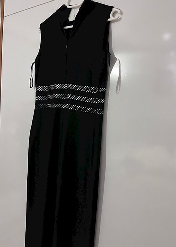 Boncuk Detaylı Siyah Uzun Abiye Elbise - Görsel 3