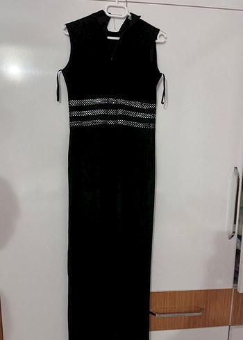 Boncuk Detaylı Siyah Uzun Abiye Elbise - Görsel 4