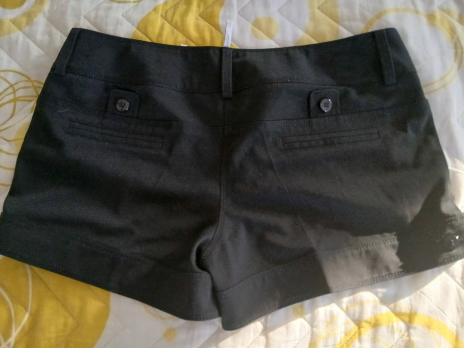 Düğmeli Siyah Mini Kadın Şort - Görsel 2