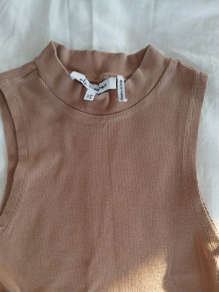 Koton Sütlü kahve Boğazlı Kolsuz Kadın Bluz - Görsel 2