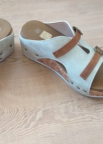 Bej Süet Kadın Dolgu Topuklu Terlik - Görsel 5