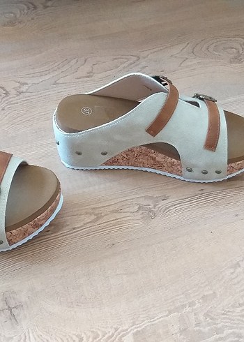 Bej Süet Kadın Dolgu Topuklu Terlik - Görsel 6