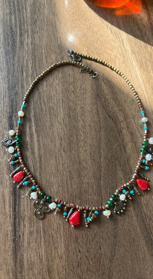 Doğal taş İncilerle süslü kolye - Görsel 2