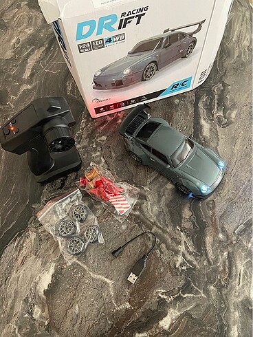 Beden Rc 4 çeker drift arabası