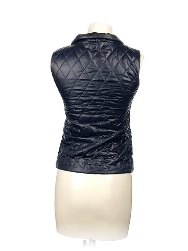 s Beden PreLoved Yelek %70 İndirimli.