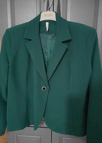 Yeşil Düğmeli Kadın Blazer Ceket
