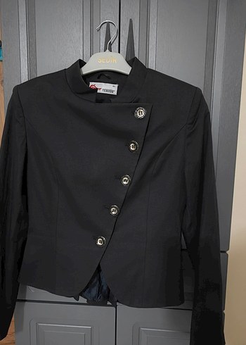 Düğmeli Siyah Kadın Blazer