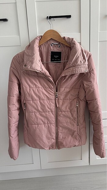 Bershka mont