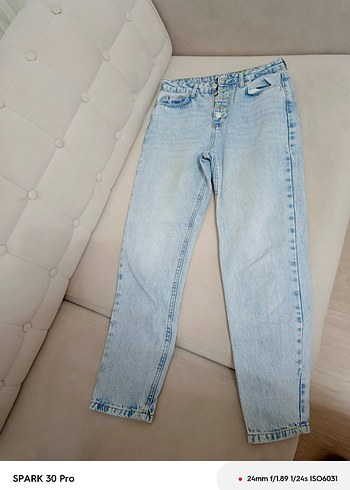 36 Beden Buz Mavi Mom Jean