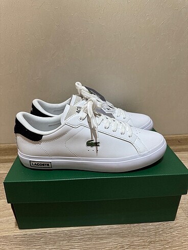 ORJİNAL SIFIR FATURALI LACOSTE SNEAKERS 40.5