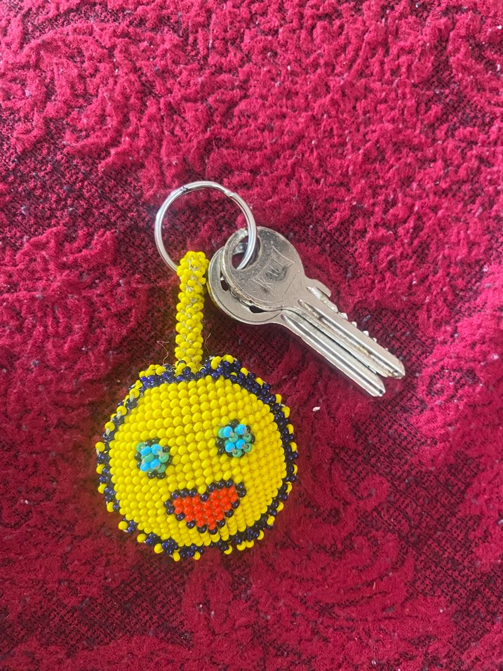 Renkli Boncuklu Kadın Anahtarlık - Görsel 2