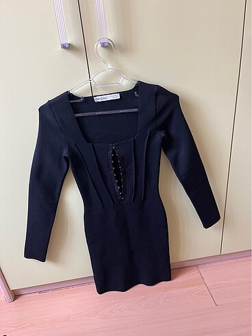 BERSHKA elbise