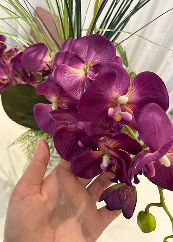 Yapay Mor Orkide ve Yeşil Yapraklı Dekoratif Vazo - Görsel 3