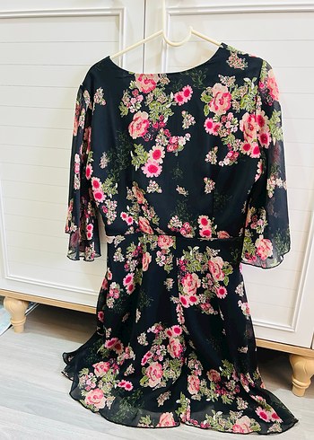 Çiçek Desenli elbise - Görsel 4