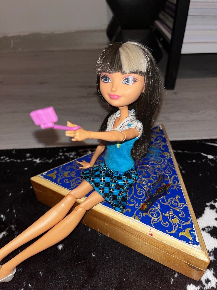 ever after high cerise hood - Görsel 3