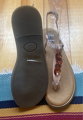37 Beden Nine West sandalet