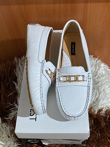 Nine West Nine West