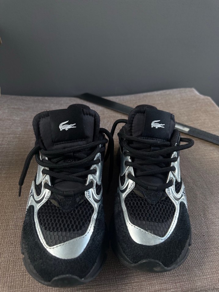 Lacoste spor ayakkabı - Görsel 2