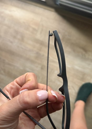 Kemer Detaylı Siyah Minimalist Kadın Gözlüğü - Görsel 4