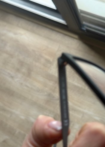 Kemer Detaylı Siyah Minimalist Kadın Gözlüğü - Görsel 6