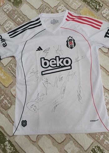 2025-26 İmzalı Beşiktaş Forması