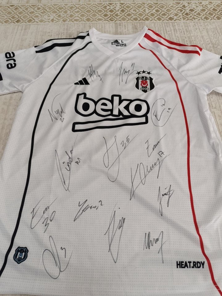 Beşiktaş imzalı Forma - Görsel 2