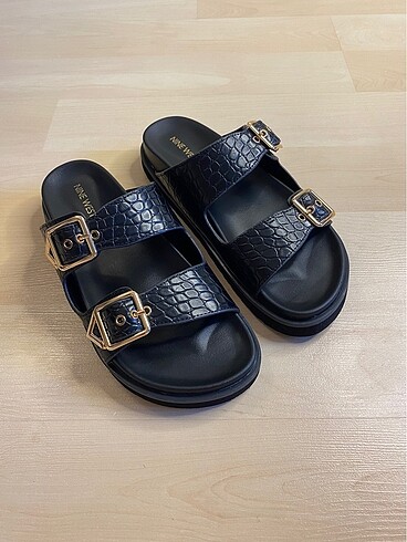 Harika Nine West terlik