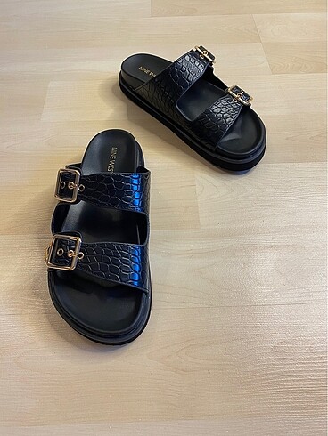 Nine West Harika Nine West terlik